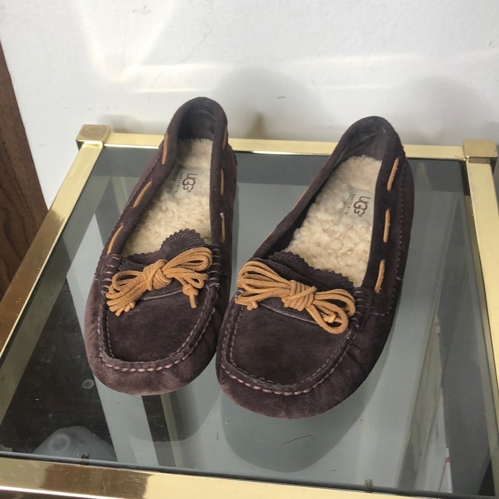 UGG Australia dark brown fur lined suede moccasins flat slippers size 7
